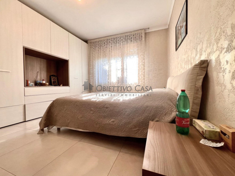 Rif. CN209 - Un'opportunità UNICA: spazi generosi, ristrutturazione e potenziale di divisione.

A...