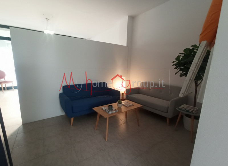 LEGNARO (RIF: NEG0912-R): Recente negozio open-space con ampio parcheggio e doppia vetrina, con b...