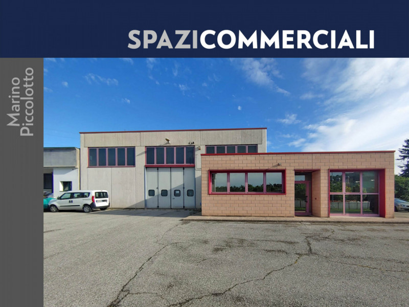 Rif. A5392 - Proponiamo in affitto ampio laboratorio/magazzino con uffici, situato in zona indust...