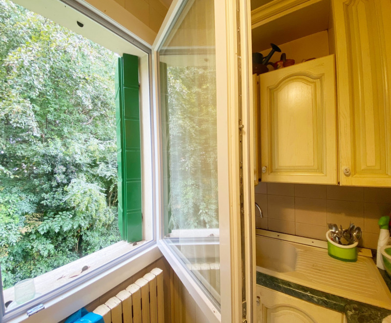 (Per INFO Mara 3481536890) A Ponte di Piave, in zona centrale e ben servita, proponiamo una villa...