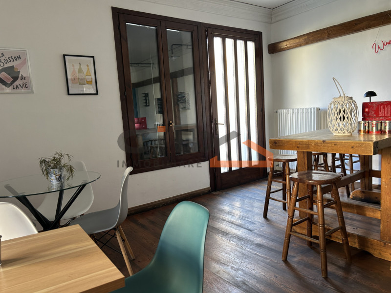 BASSANO DEL GRAPPA – NEGOZIO DI 96 MQ A 5 MINUTI DAL PONTE DEGLI ALPINI
Proponiamo in affitto un ...