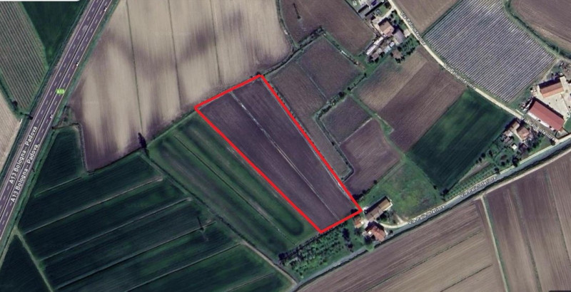 PERNUMIA: in località di Casona appezzamento di terreno agricolo della metratura di 14.113 mq cor...