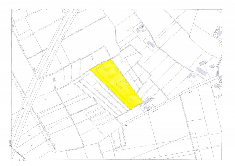 PERNUMIA: in località di Casona appezzamento di terreno agricolo della metratura di 14.113 mq cor...