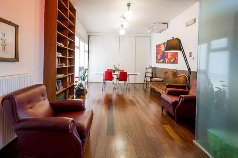 OTTIMA CASA SINGOLA SU DUE LIVELLI CON GIARDINO PRIVATO AFFITTASI A 3 SPECIALIZZANDI 

Zona Sant'...