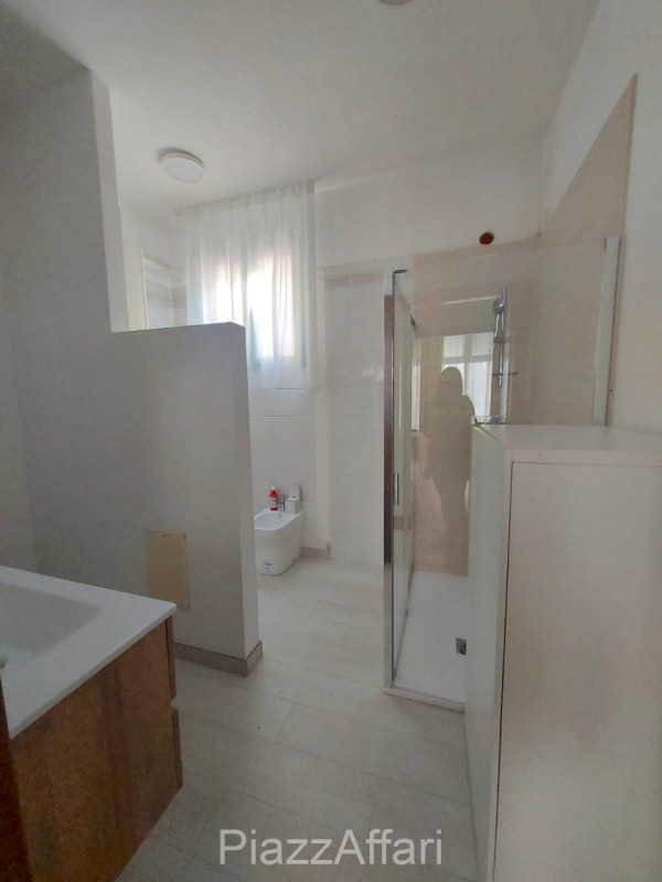 Nel cuore del centro storico di Piove di Sacco, si propone in affitto un appartamento al piano te...