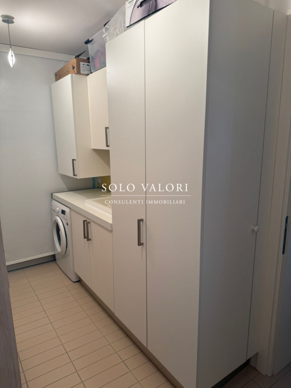 Esclusivo Appartamento Fronte Mare a Jesolo – 3 Camere Matrimoniali, Ampio Terrazzo Abitabile

In...