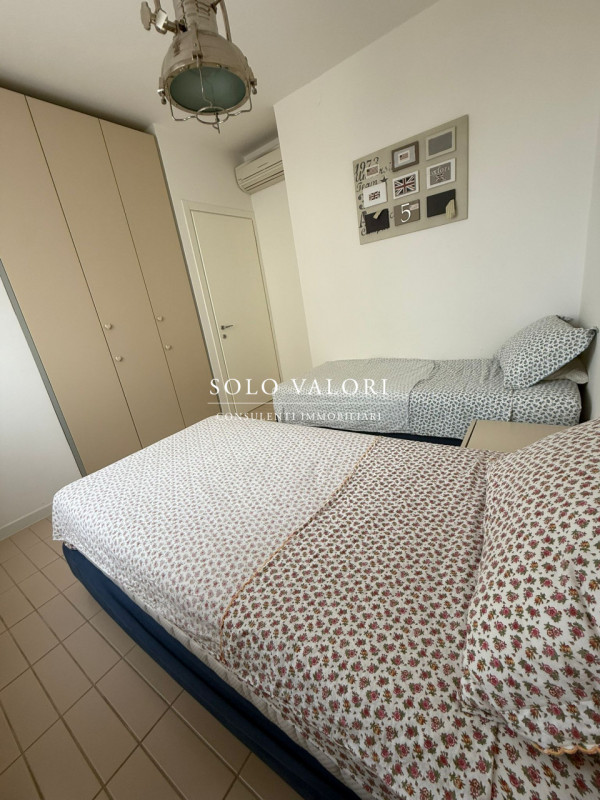 Esclusivo Appartamento Fronte Mare a Jesolo – 3 Camere Matrimoniali, Ampio Terrazzo Abitabile

In...