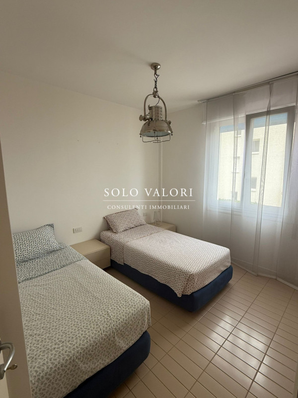 Esclusivo Appartamento Fronte Mare a Jesolo – 3 Camere Matrimoniali, Ampio Terrazzo Abitabile

In...