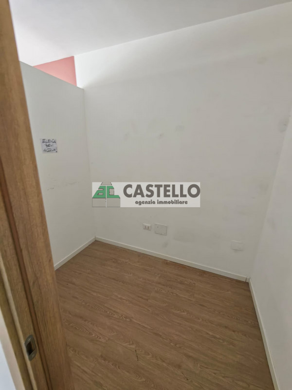 Vigodarzere centro ufficio di circa 65/70mq con ingresso indipendente e poche spese condominiali,...