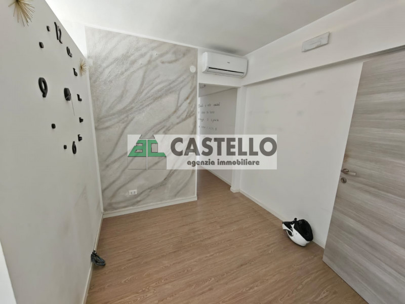 Vigodarzere centro ufficio di circa 65/70mq con ingresso indipendente e poche spese condominiali,...