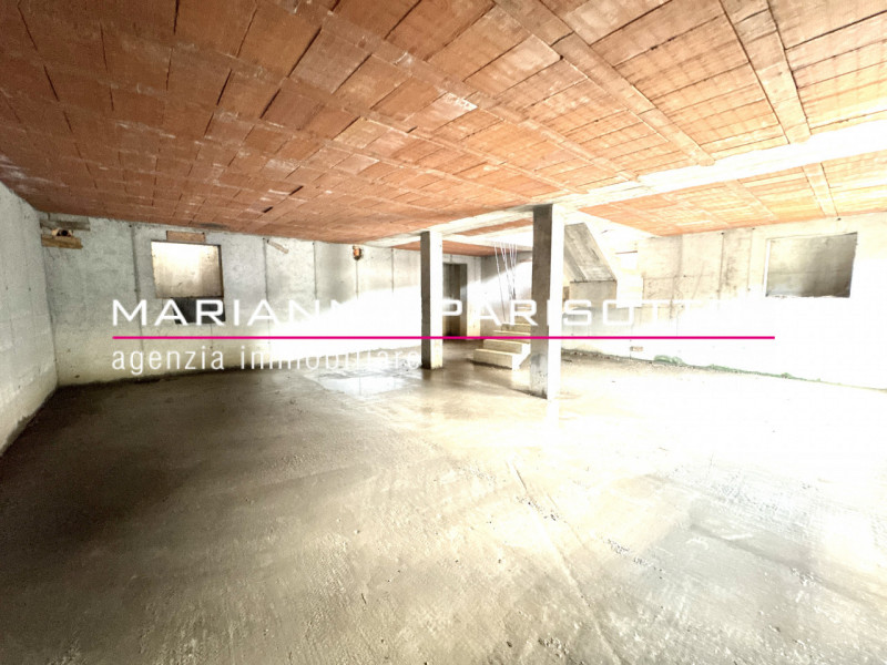 Ns. Esclusiva: Immagina di costruire la tua casa nel cuore della Destra Brenta, circondata dal ve...