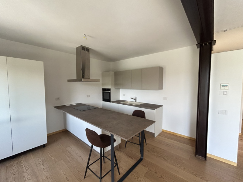 In una zona tranquilla e immersa nel verde a Santa Maria, frazione di Veggiano, ti attende una so...