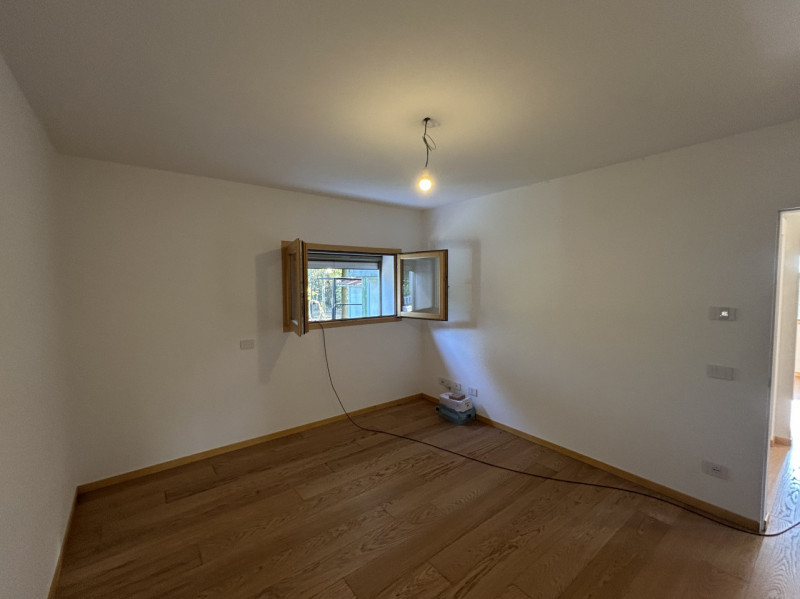 In una zona tranquilla e immersa nel verde a Santa Maria, frazione di Veggiano, ti attende una so...