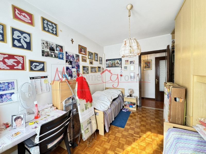 ABANO TERME - Vicino all'istituto comprensivo statale Vittorino da Feltre proponiamo in vendita a...