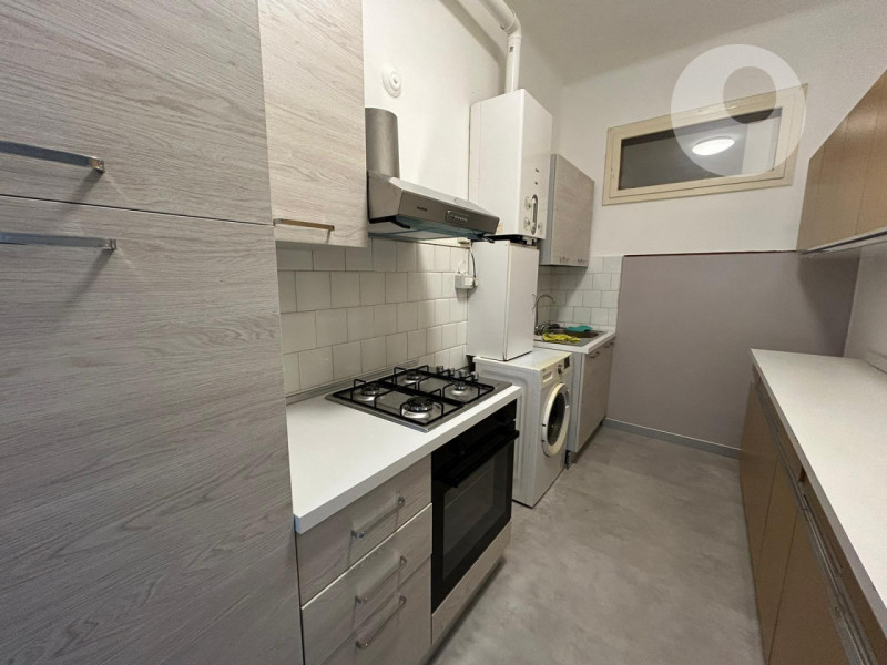 ARACELI

Inserito in un quartiere residenziale, zona ben abitata e molto tranquilla. L’appartamen...