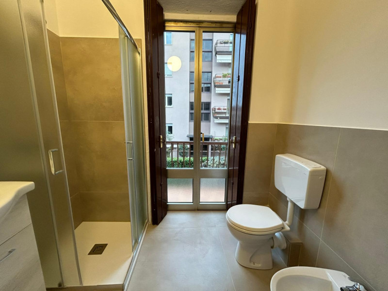 ARACELI

Inserito in un quartiere residenziale, zona ben abitata e molto tranquilla. L’appartamen...