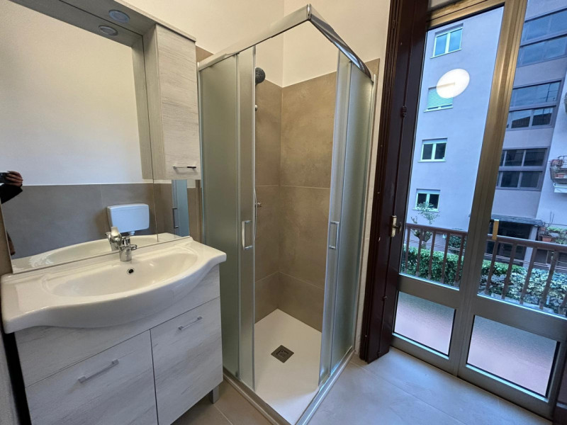 ARACELI

Inserito in un quartiere residenziale, zona ben abitata e molto tranquilla. L’appartamen...