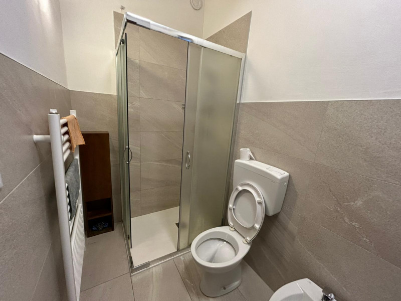 ARACELI

Inserito in un quartiere residenziale, zona ben abitata e molto tranquilla. L’appartamen...