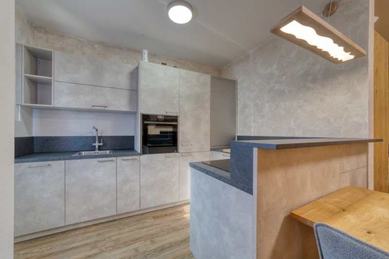 NOVENTA PADOVANA Zona Noventana. Proponiamo in vendita un ESCLUSIVO ATTICO completamente arredato...