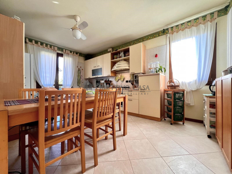 Rif. VT205 - Se sognate ampi spazi interni, luminosità, aree esterne vivibili e una posizione str...