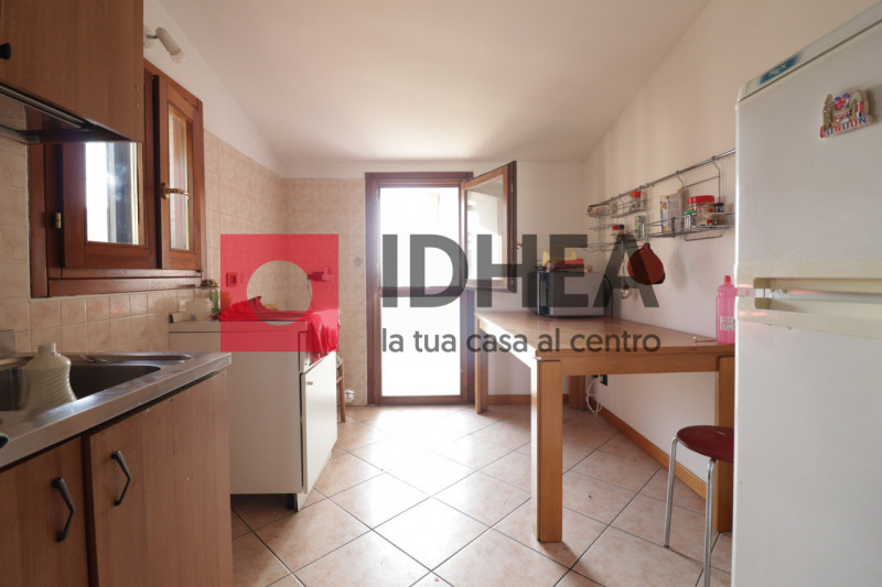 MONTEBELLUNA - ZONA INDUSTRIALE

""" RIFERIMENTO FGMB1 """

Visita il nostro sito https://idhea.i...