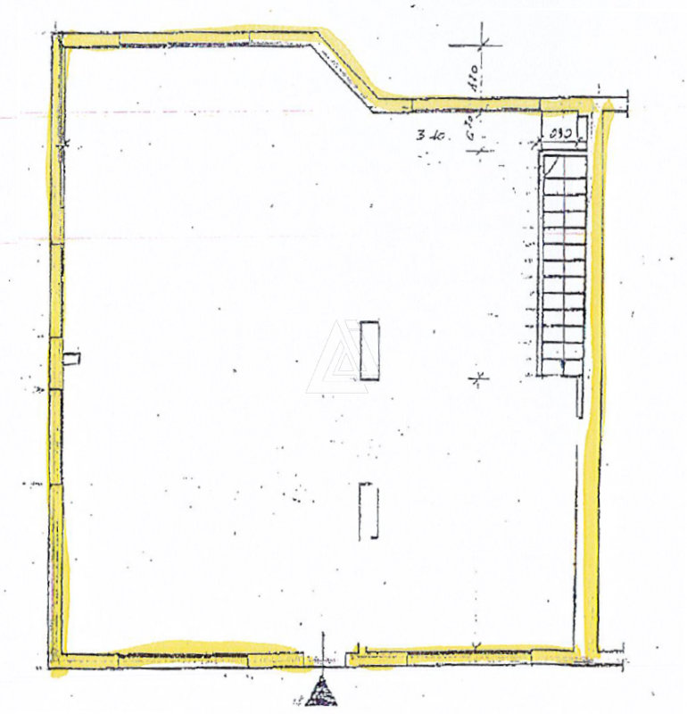 L'Agenzia IRIS propone in vendita luminoso negozio in posizione centrale a Castelfranco Veneto

L...