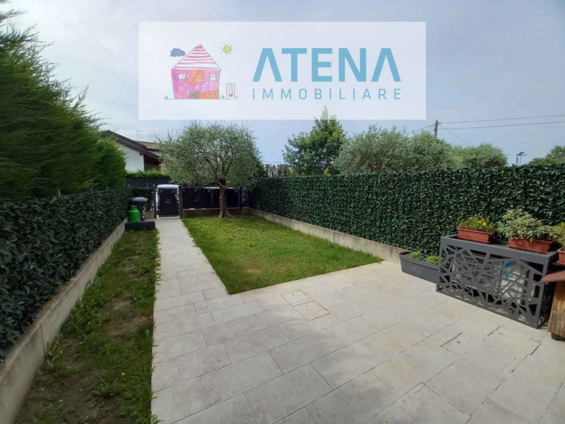 rif. 24666

LIMENA – TAGGÌ DI SOPRA

In posizione tranquilla e riservata, all’interno di una via ...