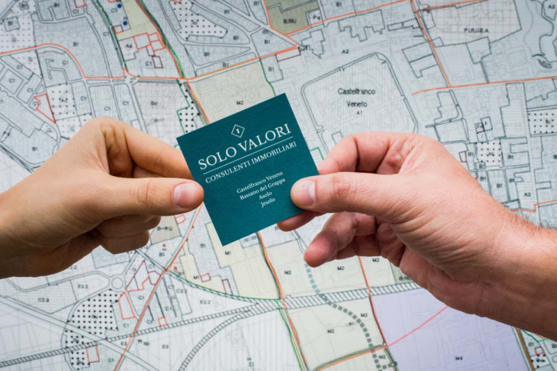 Rif. D219 (per info 338 9387816 Matteo – 393 1710719 Fabrizio)

Capannone  in buone condizioni. S...