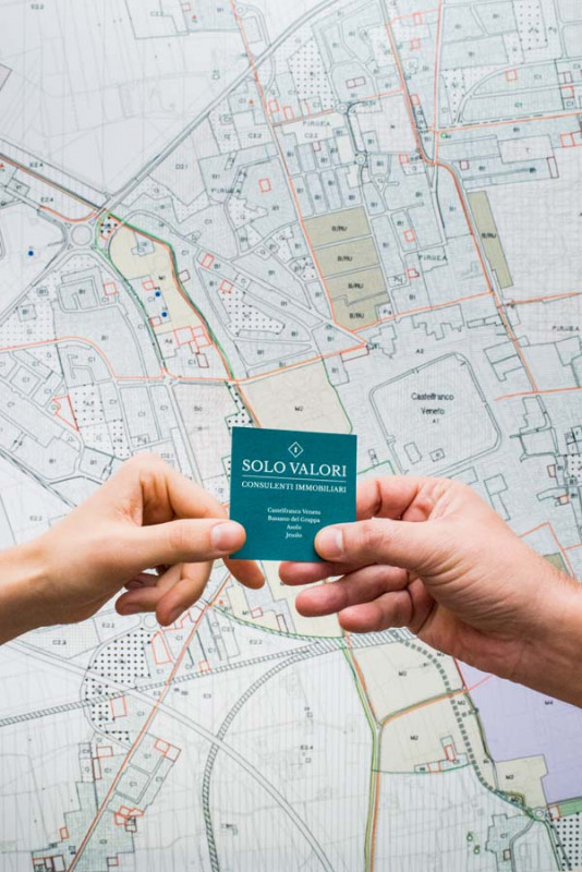 Rif. D219 (per info 338 9387816 Matteo – 393 1710719 Fabrizio)

Capannone  in buone condizioni. S...