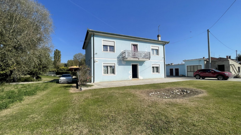 Cerchi una Casa Singola, spaziosa e moderna?
Leggi qui sotto!


Ciao da Arcobaleno Consulenti Imm...