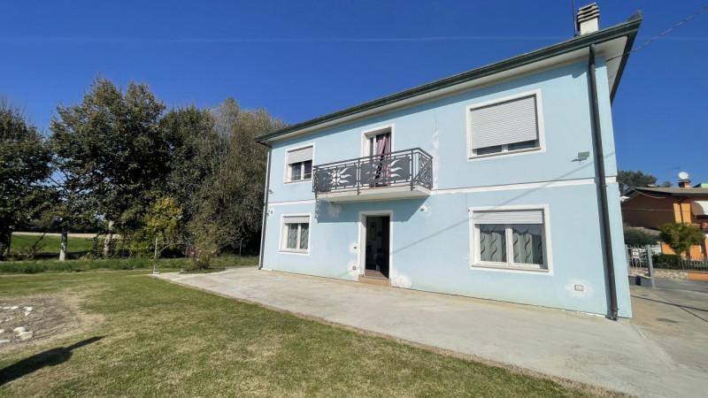 Cerchi una Casa Singola, spaziosa e moderna?
Leggi qui sotto!


Ciao da Arcobaleno Consulenti Imm...