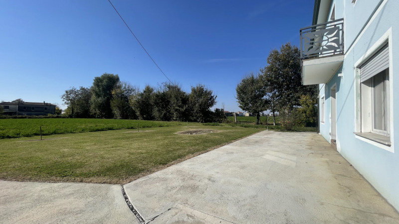 Cerchi una Casa Singola, spaziosa e moderna?
Leggi qui sotto!


Ciao da Arcobaleno Consulenti Imm...