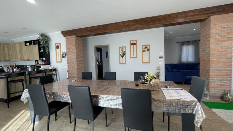 Cerchi una Casa Singola, spaziosa e moderna?
Leggi qui sotto!


Ciao da Arcobaleno Consulenti Imm...