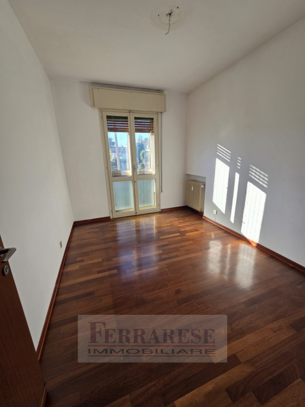 - ASTA IMMOBILIARE - PADOVA quartiere MORTISE - via Alberto Riva villasanta, APPARTAMENTO al pian...