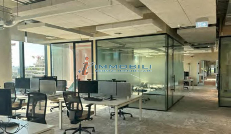 Ufficio in Affitto