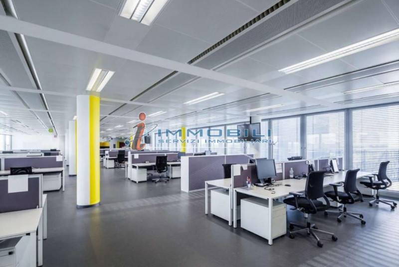 Ufficio in Affitto