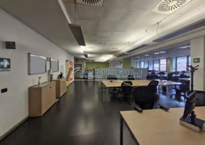 Ufficio in Affitto