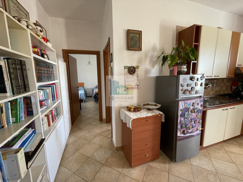 Forio! Proponiamo in vendita un'intera bifamiliare, completamente ristrutturata nel 2006. Questa ...