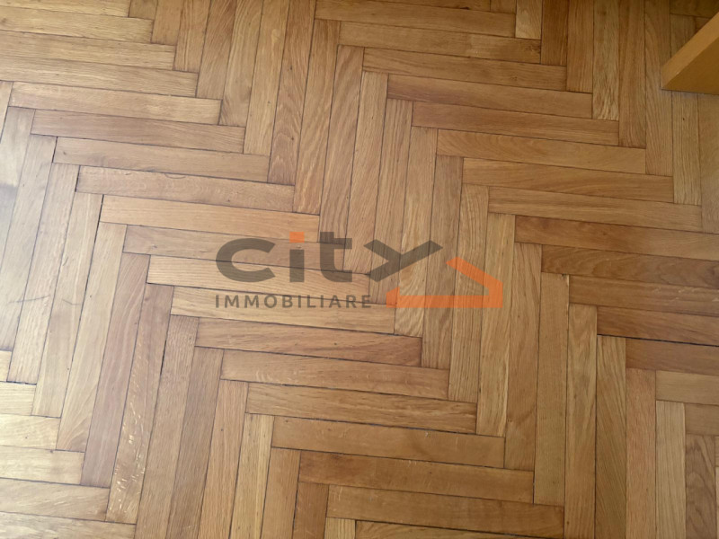 TRICAMERE IN LOCAZIONE BASSANO DEL GRAPPA - APPENA FUORI LE MURA DEL CENTRO STORICO.
Proponiamo i...