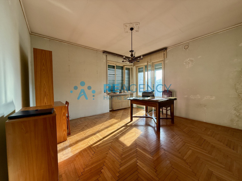 Valdagno - Novale

Stai cercando un ampio appartamento bicamere in una bifamiliare?
Prezzo € 57.0...