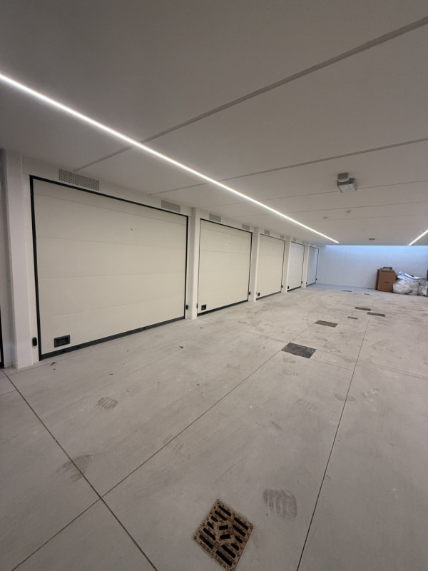 Nel cuore di Castelfranco Veneto, a pochi passi dal centro storico, proponiamo in vendita un escl...