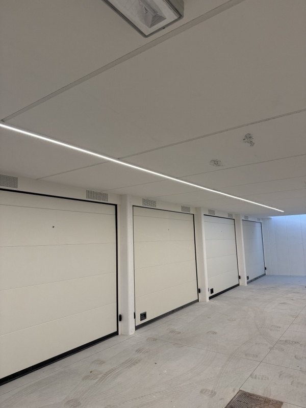 Nel cuore di Castelfranco Veneto, a pochi passi dal centro storico, proponiamo in vendita un escl...