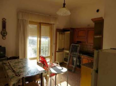 Rif. A.A.3598-185

Vendita all'asta - appartamento al 1° piano in data 02 dicembre 2025

Descrizi...