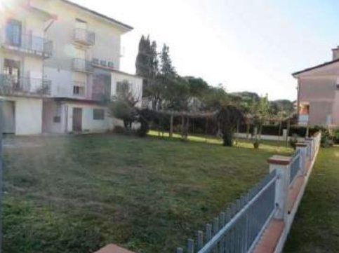 Rif. A.A.3598-1810

Vendita all'asta - terreno pianeggiante in data 02 dicembre 2025

Descrizione...