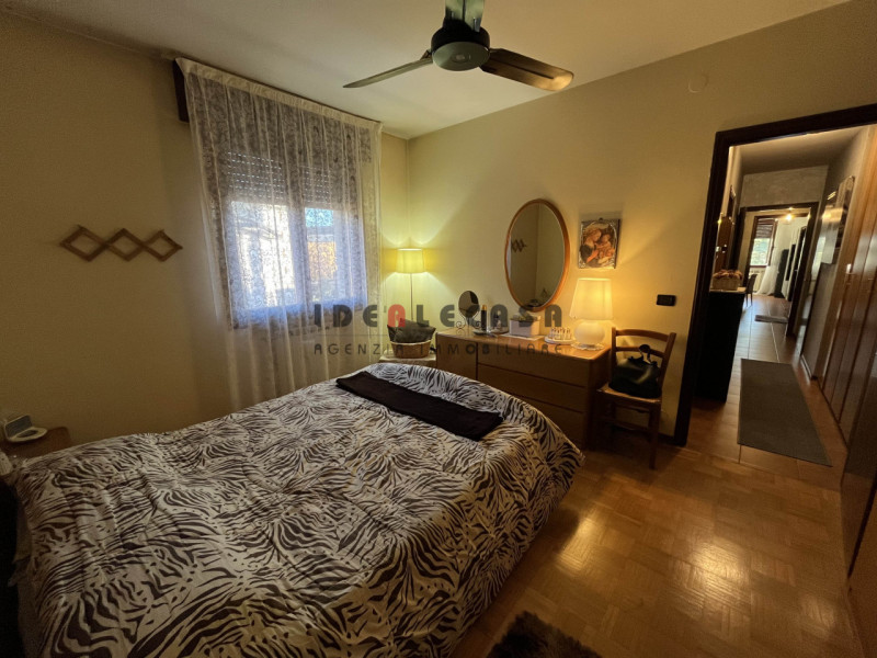 RIF:OM39 SARMEOLA DI RUBANO Proponiamo in vendita appartamento bicamere ben tenuto al terzo e ult...