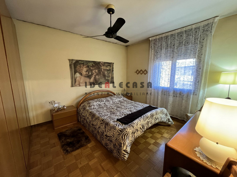 RIF:OM39 SARMEOLA DI RUBANO Proponiamo in vendita appartamento bicamere ben tenuto al terzo e ult...