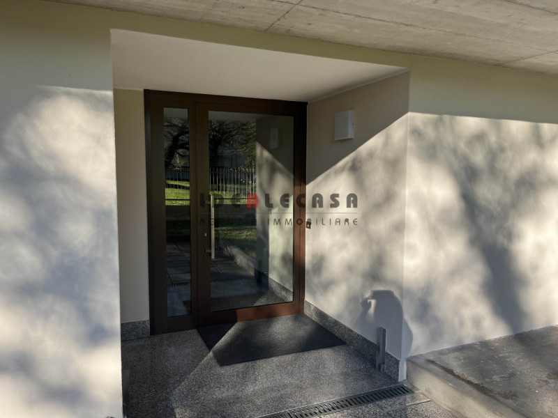 RIF:OM39 SARMEOLA DI RUBANO Proponiamo in vendita appartamento bicamere ben tenuto al terzo e ult...