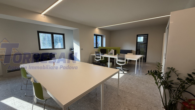 UFFICIO DI PREGIO IN VILLA STORICA – PADOVA, VICINANZE TRIBUNALE E FIERA


All’interno di una’ pr...