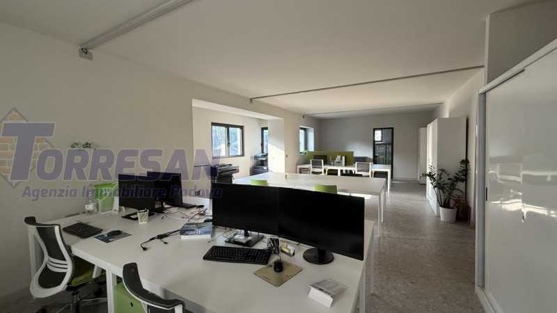 UFFICIO DI PREGIO IN VILLA STORICA – PADOVA, VICINANZE TRIBUNALE E FIERA


All’interno di una’ pr...