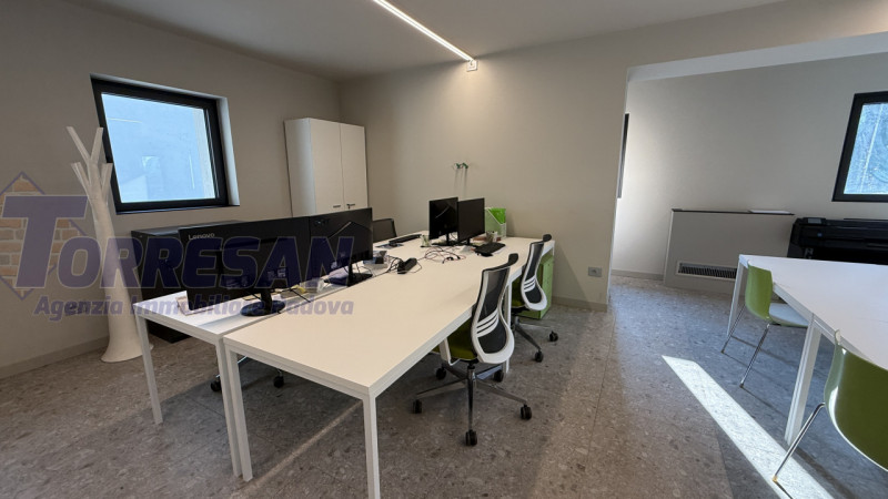 UFFICIO DI PREGIO IN VILLA STORICA – PADOVA, VICINANZE TRIBUNALE E FIERA


All’interno di una’ pr...